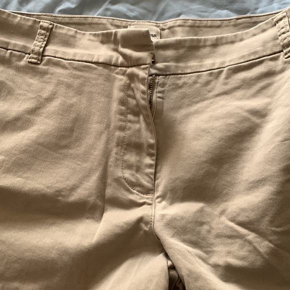 Size 14 J. Crew Khaki Shorts - Picture 2 of 2